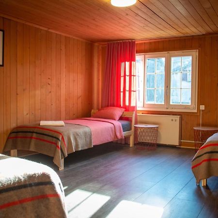 Uncle Eric'S Chalet Matten bei Interlaken ภายนอก รูปภาพ