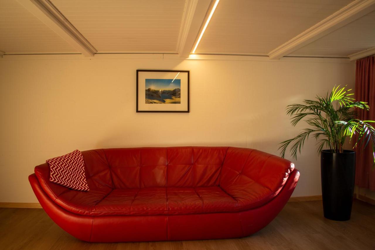 Uncle Eric'S Chalet Matten bei Interlaken ภายนอก รูปภาพ