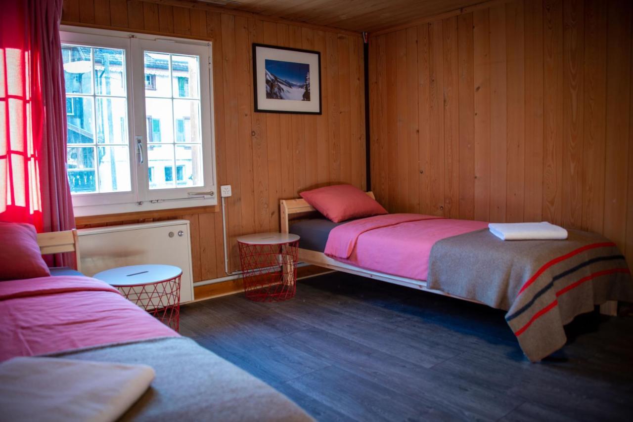 Uncle Eric'S Chalet Matten bei Interlaken ภายนอก รูปภาพ