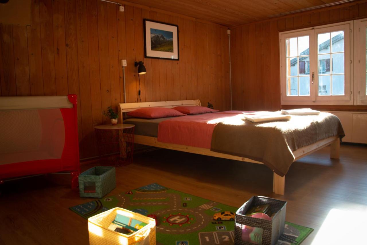 Uncle Eric'S Chalet Matten bei Interlaken ภายนอก รูปภาพ